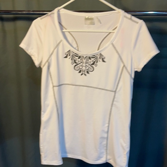 Athleta Tops - Beautiful soft and silky shirt